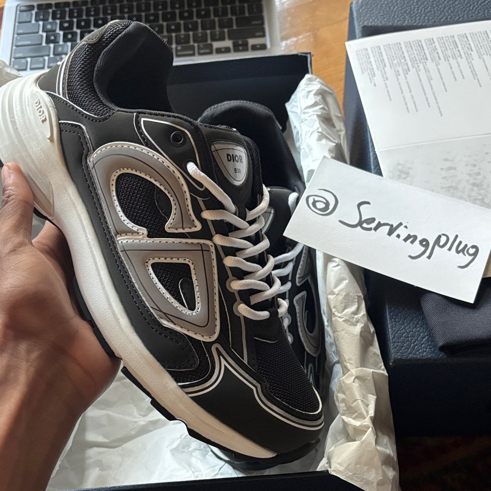 Dior b30 Black colorway